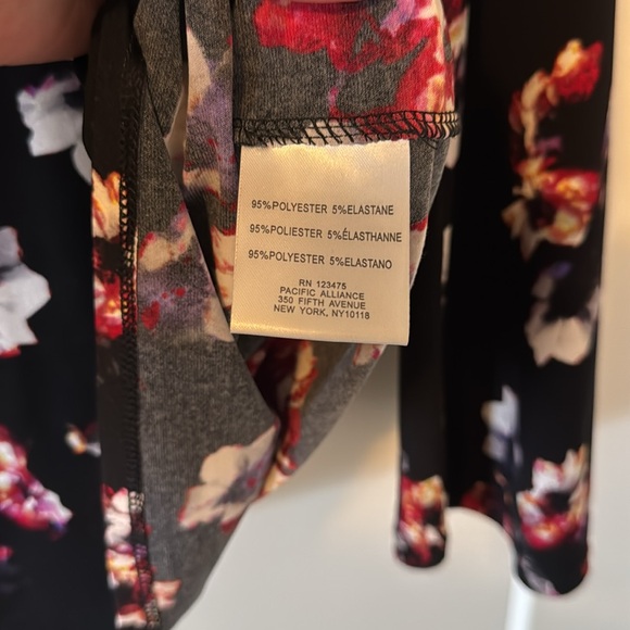 Loose fit floral tunic/blouse - Picture 6 of 6